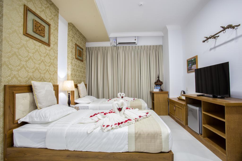 Hotel Shwe Nann Htike Pyin Oo Lwin Esterno foto