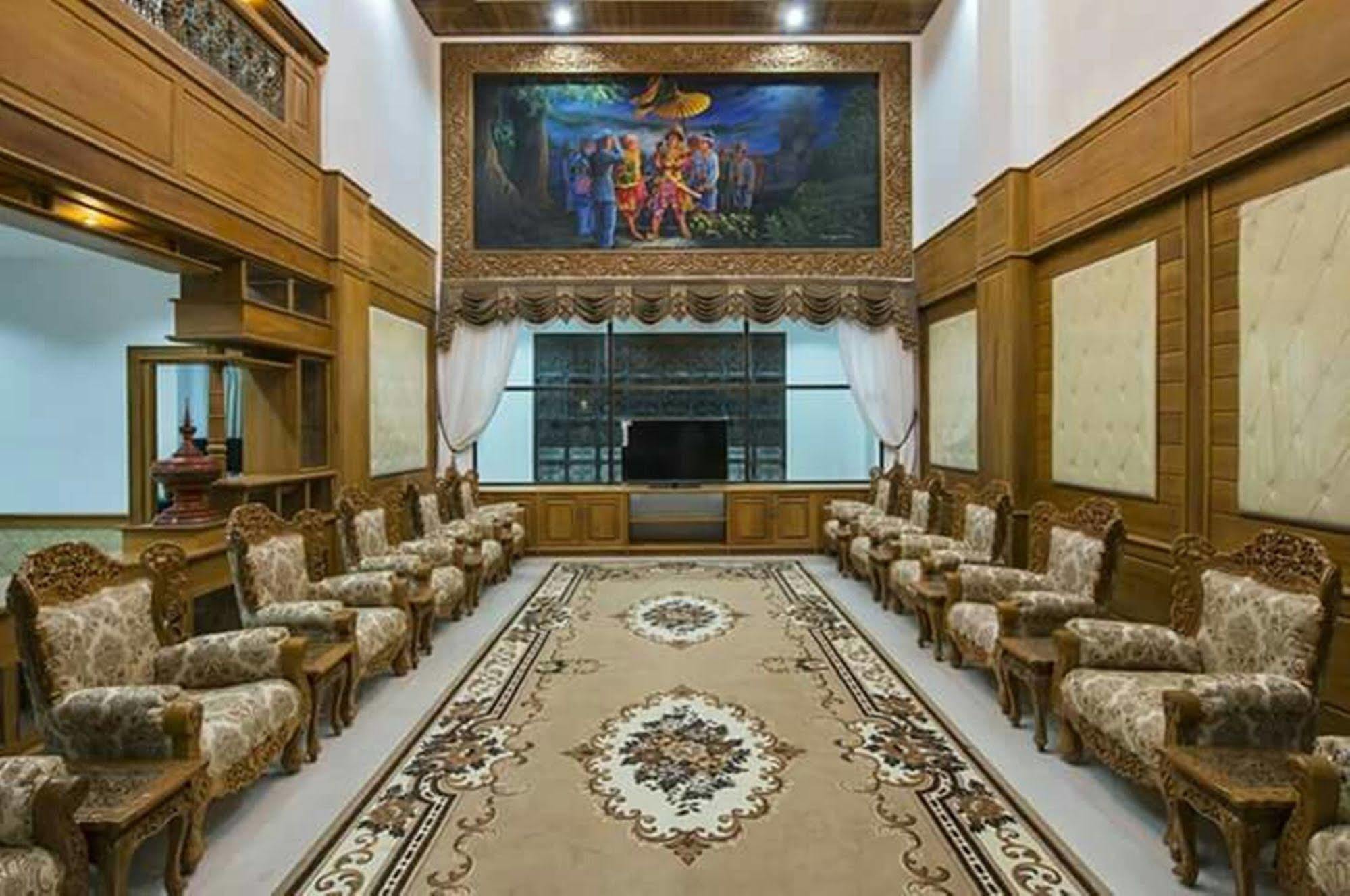 Hotel Shwe Nann Htike Pyin Oo Lwin Esterno foto