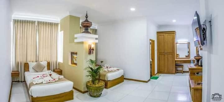 Hotel Shwe Nann Htike Pyin Oo Lwin Esterno foto